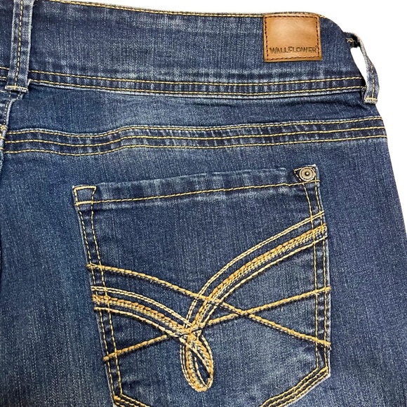 Wallflower Size 15 Juniors The Luscious Curvy Fit 35” waist PRELOVED - Picture 10 of 10